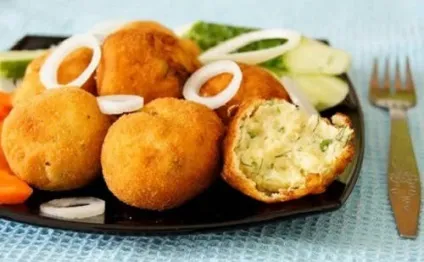 Домашні картопляні кульки з пюре з начинкою (пюре) Домашні картопляні кульки з пюре з начинкою