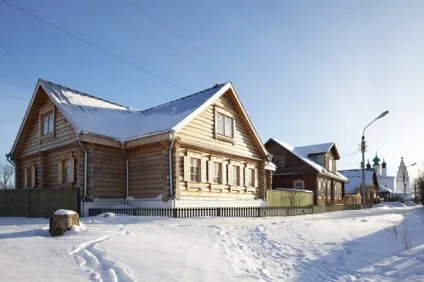 Будинки в українському стилі-давньоукраїнські традиції і сучасність (російською) Будинки в українському стилі-давньоукраїнські традиції і сучасність