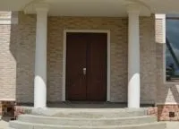 двостулкові двері