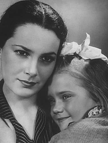 Бистрицька Еліна Авраамівна (біографія, 29 фото) (Сергій Бондарчук Еліна Бистрицька) Бистрицька Еліна Авраамівна (біографія, 29 фото)
