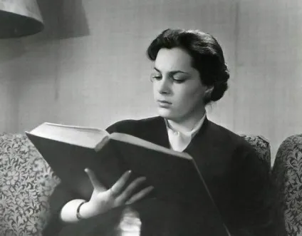 Еліна Бистрицька біографія, сім'я і фільмографія знаменитої актриси (Бистрицька) Еліна Бистрицька біографія, сім'я і фільмографія знаменитої актриси