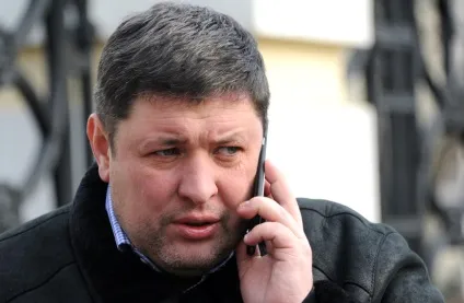 Якщо я здам мандат, мені стане легше жити »(сьогодні) Якщо я здам мандат, мені стане легше жити »