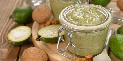 Фейхоа з цукром - корисні властивості, калорійність і рецепти приготування на зиму з фото (корисні) Фейхоа з цукром - корисні властивості, калорійність і рецепти приготування на зиму з фото