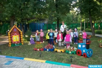 Фотозвіт про огляд-конкурс квітників «найкраща клумба» (для вчителів) Фотозвіт про огляд-конкурс квітників «найкраща клумба»