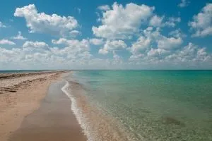 Де в криму піщані пляжі