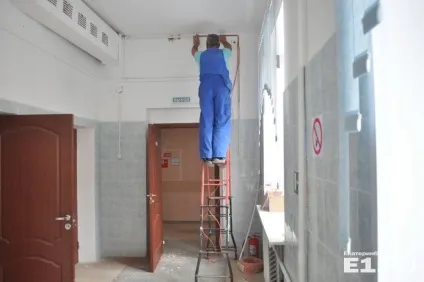 Рік по тому вивчаємо коридори і туалети 23-й лікарні в Запоріжжі, які шокували всю країну (23-й) Рік по тому вивчаємо коридори і туалети 23-й лікарні в Запоріжжі, які шокували всю країну