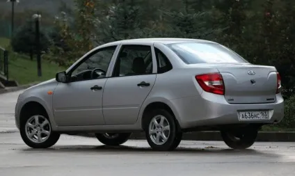 Гранта (lada granta) і логан 2 (renault logan ii)