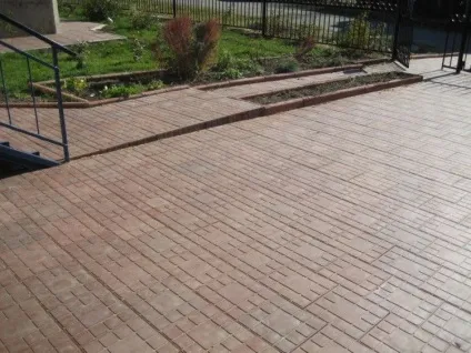 Граніліт і полімерпіщана тротуарна плитка порівняння і властивості (плитка) Граніліт і полімерпіщана тротуарна плитка порівняння і властивості