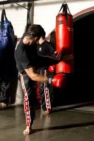 Мистецтво роботи на мішках, kickboxing life