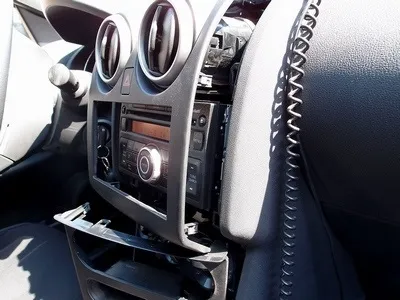 Інструкція по зняттю магнітол в різних моделях авто nissan (Зняття магнітоли Nissan) Інструкція по зняттю магнітол в різних моделях авто nissan