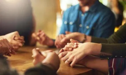 Іудеї і християни в чому різниця між ними (ними) Іудеї і християни в чому різниця між ними