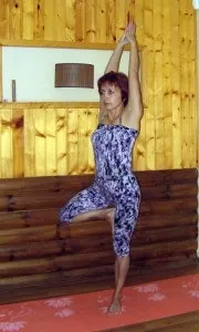 Йога при підвищеній тривожності 10 поз для зняття стресу, ЛФК та йогатерапія (асани) Йога при підвищеній тривожності 10 поз для зняття стресу, ЛФК та йогатерапія