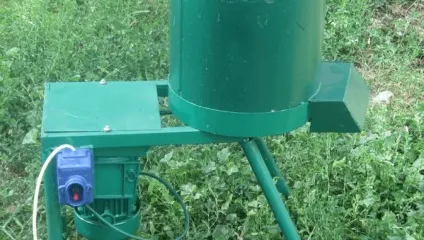 Які бувають подрібнювачі кормів і як зробити його своїми руками, технології вирощування (подрібнювачі) Які бувають подрібнювачі кормів і як зробити його своїми руками, технології вирощування