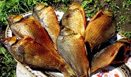 Як можна самостійно коптити карася за різними рецептами (карася) Як можна самостійно коптити карася за різними рецептами