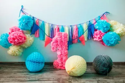 Як красиво оформити шкільні приміщення і класи на 1 вересня