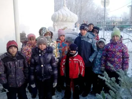 Як ми провели зимові канікули (перемикаючи канали телевізора і сидячи за монітором комп'ютера? А ось вибір кожен повинен був зробити сам! ..) Як ми провели зимові канікули