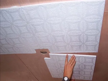 Як клеїти стельову плитку з розміткою або без (клеїти) Як клеїти стельову плитку з розміткою або без