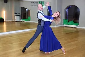 Як навчитися танцювати вальс майстер-клас євгенія папуанашвілі, відео - woman s day (Фото Сергій Джевахашвілі) Як навчитися танцювати вальс майстер-клас євгенія папуанашвілі, відео - woman s day