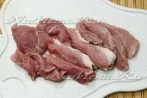 Як посмажити свинину на сковороді, щоб вона була м'якою і соковитою (сіль) Як посмажити свинину на сковороді, щоб вона була м'якою і соковитою