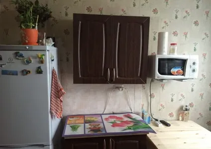 Як повісити мікрохвильовку на кухні своїми руками - вибираємо кронштейни і місце установки (своїми) Як повісити мікрохвильовку на кухні своїми руками - вибираємо кронштейни і місце установки