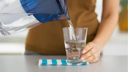 Як правильно і з користю для організму пити воду, під час занять спортом і щоб схуднути (запасів) Як правильно і з користю для організму пити воду, під час занять спортом і щоб схуднути
