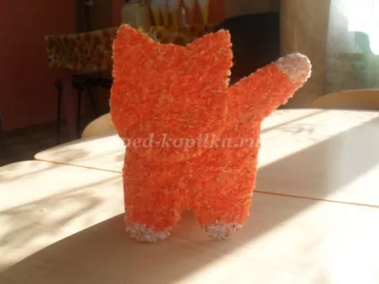 Кошеня з ниток своїми руками для дітей (кошеня) Кошеня з ниток своїми руками для дітей