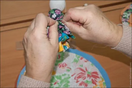 Як зробити ляльку з клаптів з малюком, рукоділля (Вийшла така заготовка ляльки) Як зробити ляльку з клаптів з малюком, рукоділля
