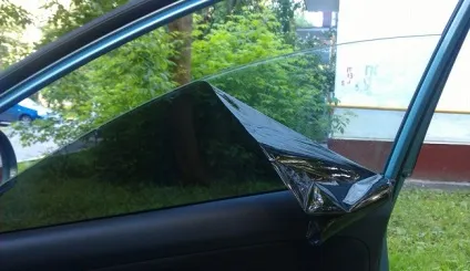 Як зняти тонування на автомобілі своїми руками (автомобілі) Як зняти тонування на автомобілі своїми руками
