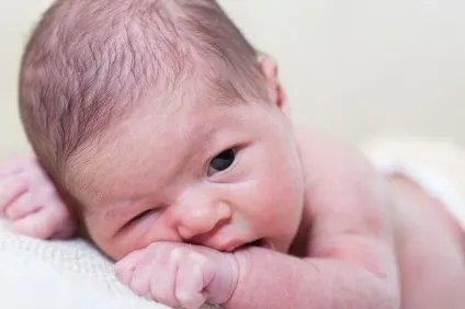Як виглядає новонароджений 16 фактів, які вас здивують (здаються дуже великими) Як виглядає новонароджений 16 фактів, які вас здивують