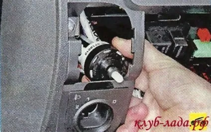 Зняття і установка панелі (торпедо) гранти (зняти торпедо гранти) Зняття і установка панелі (торпедо) гранти