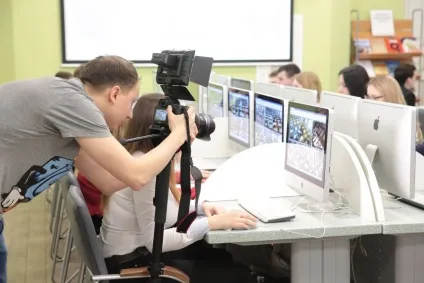 Як у в'язницю приходиш як сучасні школярі здають ЄДІ - новини політики