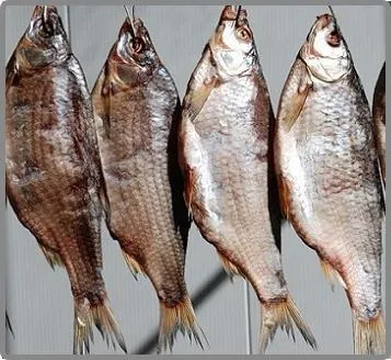Карась гарячого копчення