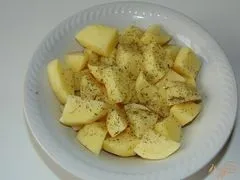 Картопля в рукаві з маринованим курячим філе - покроковий рецепт з фото