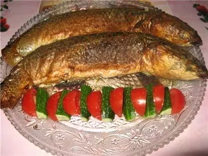 Кефаль, запечена в духовці - рибний день (кальмари) Кефаль, запечена в духовці - рибний день