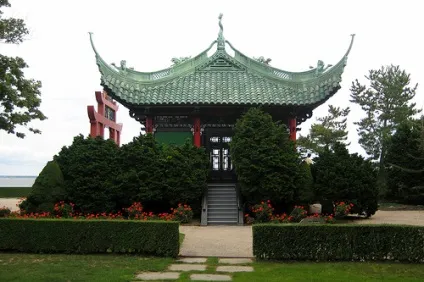 Китайські даху - мистецтво бути японцем