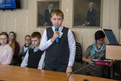 Виховна година сергея Петрухіна дитяче інтерв'ю з головним лікарем Благовіщенській клінічної лікарні (fvehcrfz ghfdlf) Виховна година сергея Петрухіна дитяче інтерв'ю з головним лікарем Благовіщенській клінічної лікарні