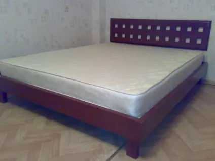 Ліжко з сосни