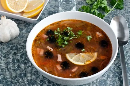Солянка збірна як в їдальні - покроковий кулінарний рецепт з фото (їдальні) Солянка збірна як в їдальні - покроковий кулінарний рецепт з фото