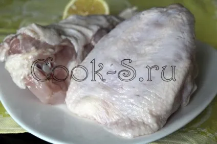 Курка, запечена в духовці - покроковий рецепт з фото, страви з курки (рецепт) Курка, запечена в духовці - покроковий рецепт з фото, страви з курки