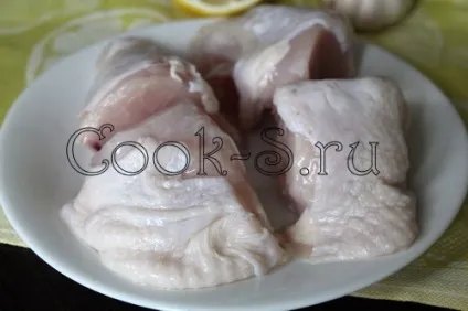 Курка, запечена в духовці - покроковий рецепт з фото, страви з курки (курка запечена в духовці) Курка, запечена в духовці - покроковий рецепт з фото, страви з курки