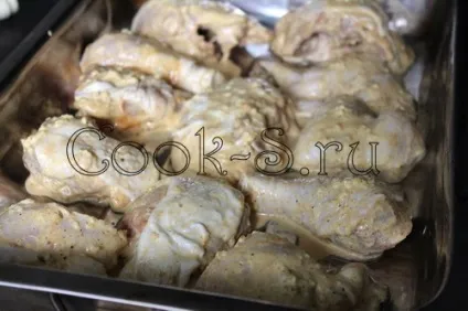 Курка, запечена в духовці - покроковий рецепт з фото, страви з курки (курка запечена в духовці) Курка, запечена в духовці - покроковий рецепт з фото, страви з курки