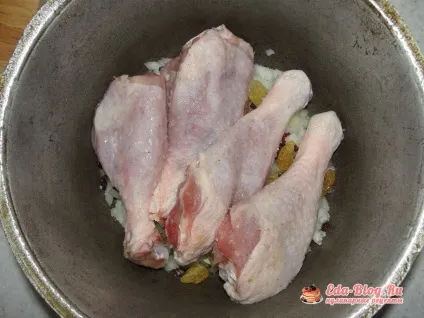 Курка тушкована з цибулею рецепт з фото крок за кроком (рецепт) Курка тушкована з цибулею рецепт з фото крок за кроком