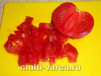 Курка з овочами в мультиварці