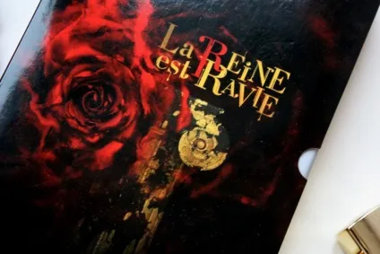 Л`етуаль selection la reine est ravie або королева в захопленні - аксесуари, elia chaba (л`етуаль selection la reine est ravie або королева в захопленні - аксесуари.) Л`етуаль selection la reine est ravie або королева в захопленні - аксесуари, elia chaba