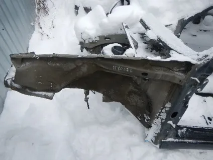 Лонжерон автомобіля що це таке фото лонжерона (автомобіля) Лонжерон автомобіля що це таке фото лонжерона