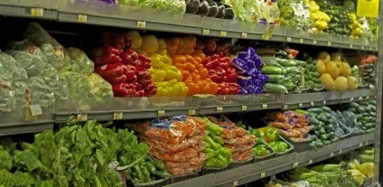 Магазини «біля будинку» вижити за всяку ціну (магазині поруч будинком) Магазини «біля будинку» вижити за всяку ціну