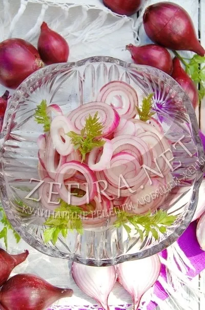 Маринований ріпчаста цибуля - кулінарні рецепти люблячої дружини (гострі страви) Маринований ріпчаста цибуля - кулінарні рецепти люблячої дружини