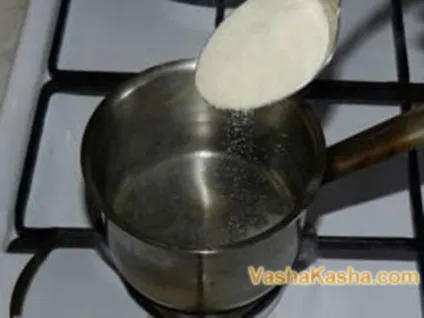 Манна каша на воді смачний низькокалорійний рецепт з родзинками (рецепт) Манна каша на воді смачний низькокалорійний рецепт з родзинками