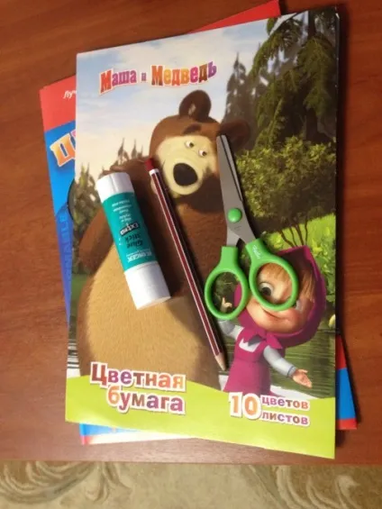 Майстер-клас з виготовлення листівки в техніці орігамі «аленький квіточка для коханої матусі» (ігри для дошкільнят) Майстер-клас з виготовлення листівки в техніці орігамі «аленький квіточка для коханої матусі»