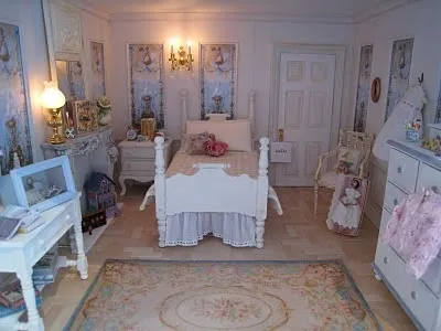 Меблі для ляльок
